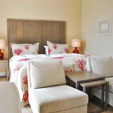 Strandhotel Miramar Отель 4*