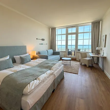 Strandhotel Miramar מלון טימנדורפר שטרנד