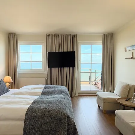 Strandhotel Miramar מלון טימנדורפר שטרנד