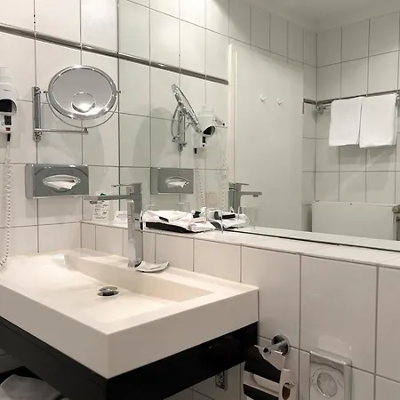 Strandhotel Miramar 4* טימנדורפר שטרנד