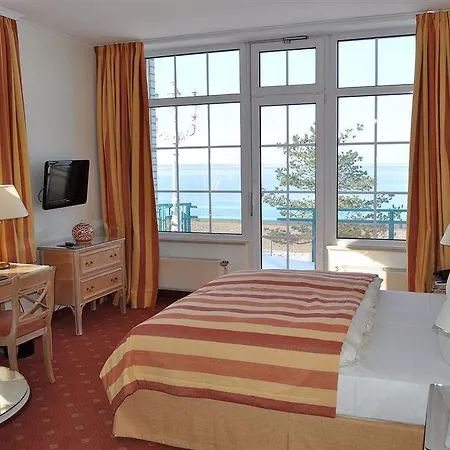 Strandhotel Miramar Тиммендорфер-Штранд