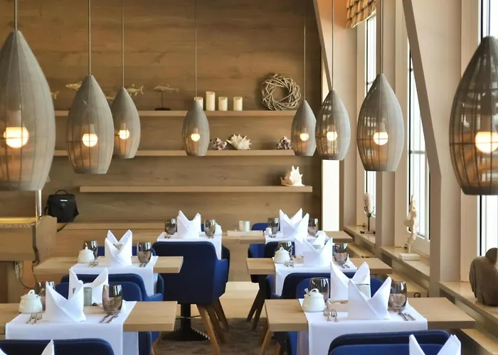 Strandhotel Miramar ホテル