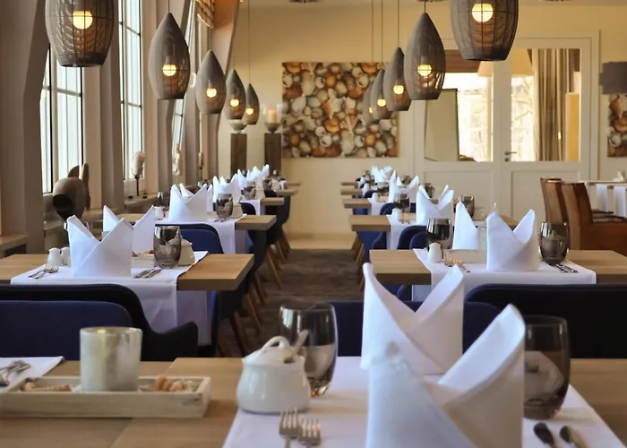 Strandhotel Miramar ホテル ティメンドルファー・シュトラント